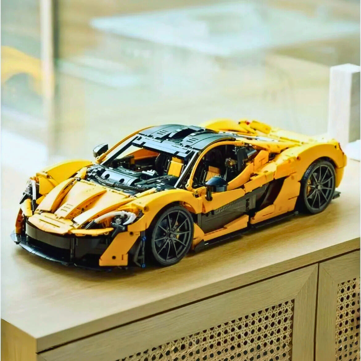 Technical McLaren P1 3893PCS